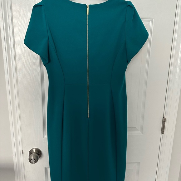 Calvin klein green short sleeve elegant dress size 12 - Picture 2 of 5